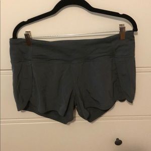 Size 10 olive green lululemon speed up shorts